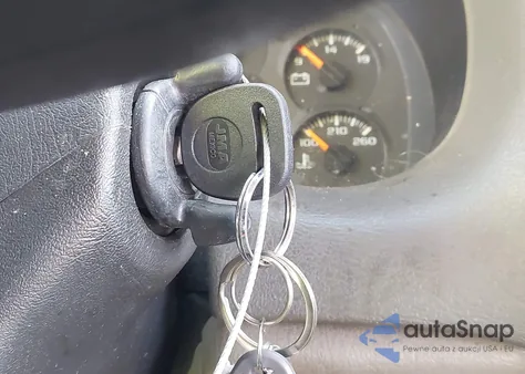 2002 Chevrolet Trailblazer Ls from USA, damaged, VIN 1GNDS13S522485913